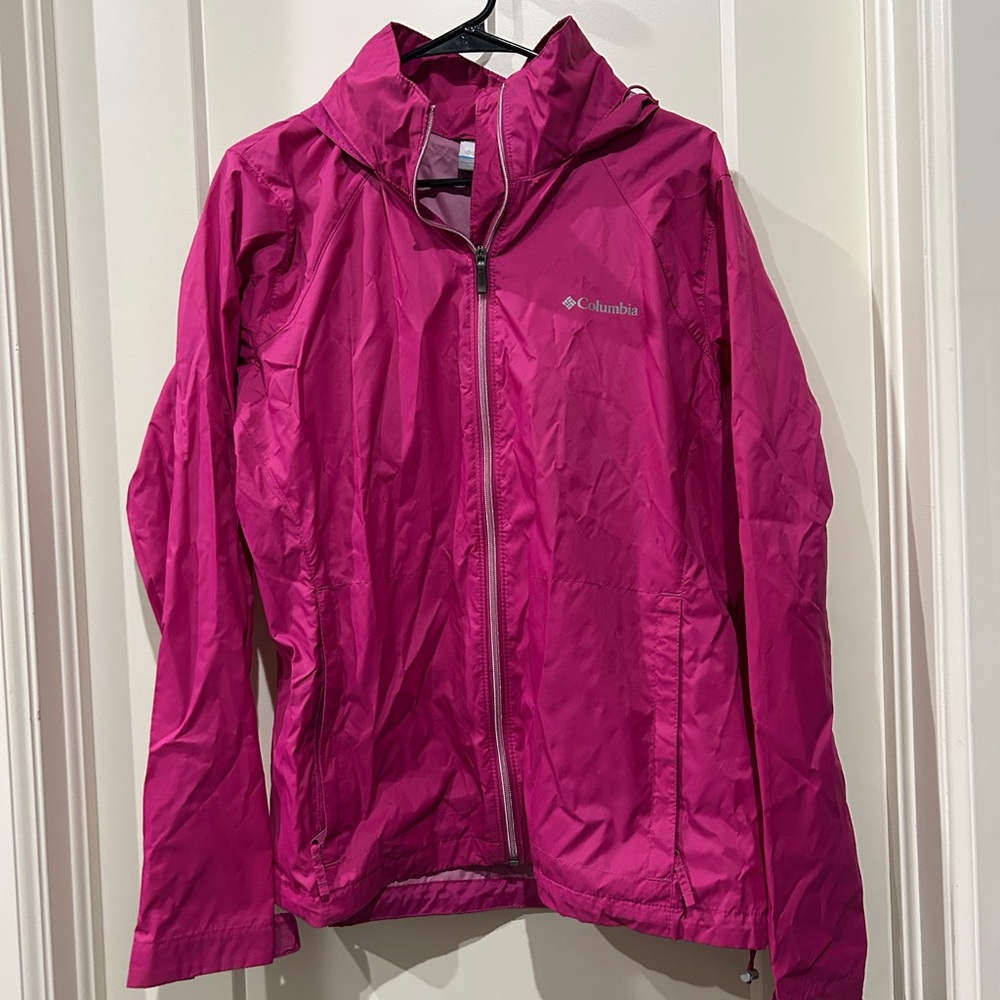 Columbia Women's Fuchsia Rain Jacket